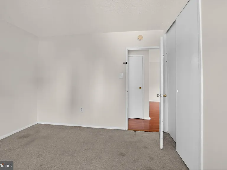 2101 Chestnut St #17-708 — Photo 15
