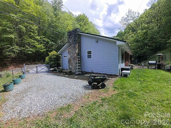 3rd image of 3829 Coxes Creek Rd