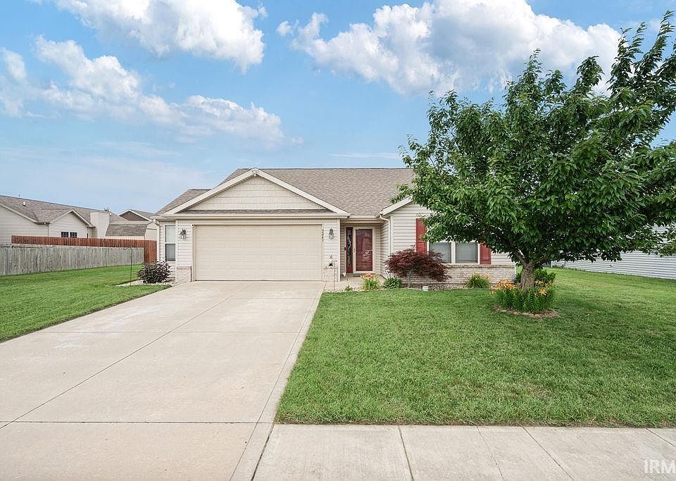 1st image of 3261 Morrow Dr