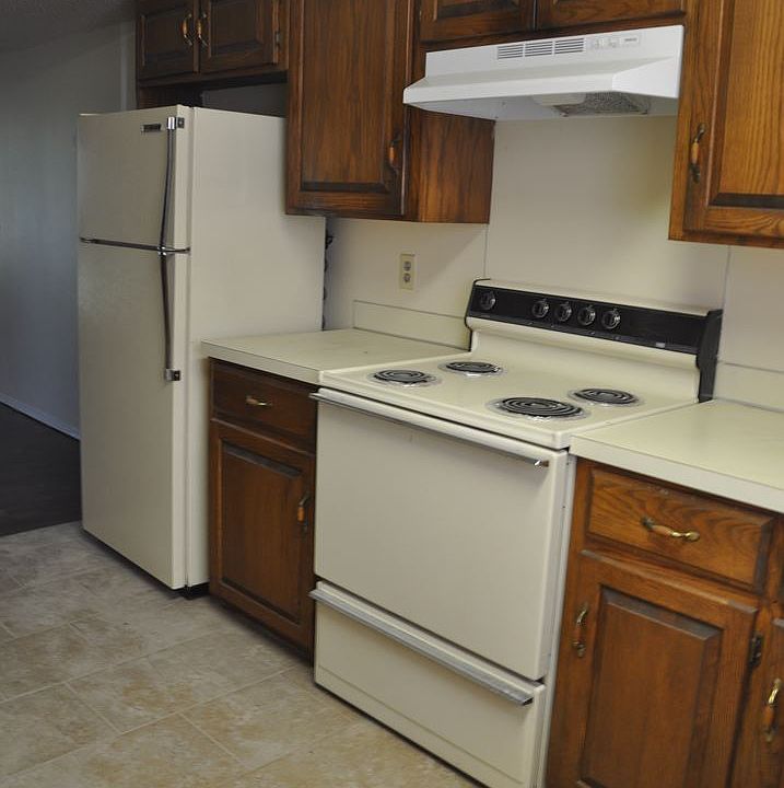 2nd image of 2409 N Brophy Ave APT 1