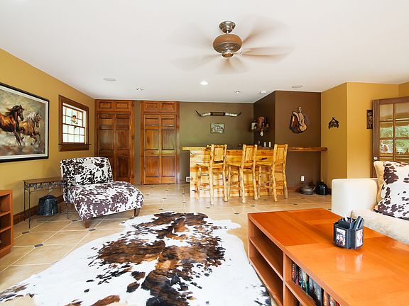 Great room with Wet Bar