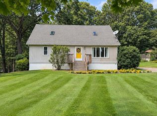 27 Cronk Road, Wallkill, NY 12589