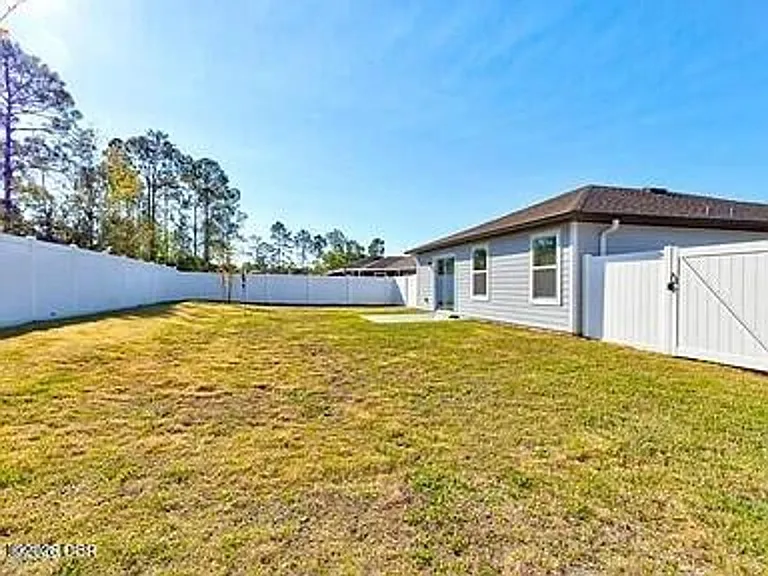 33 Pine Croft Ln — Photo 13