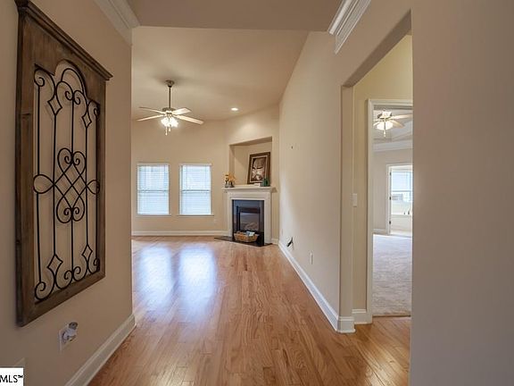 5th image of 503 Airdale Ln