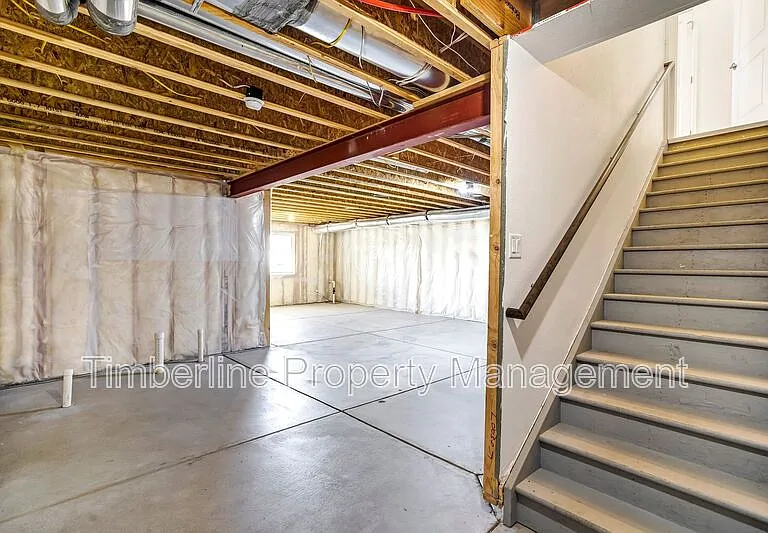 811 Marine Corps Dr — Photo 40