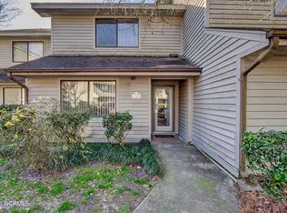 6279 Wrightsville Ave APT 111, Wilmington, NC 28403