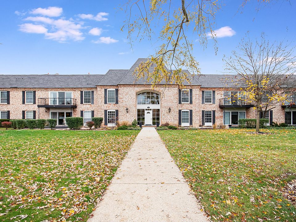 1st image of 140 Carriage Way Dr APT 118C
