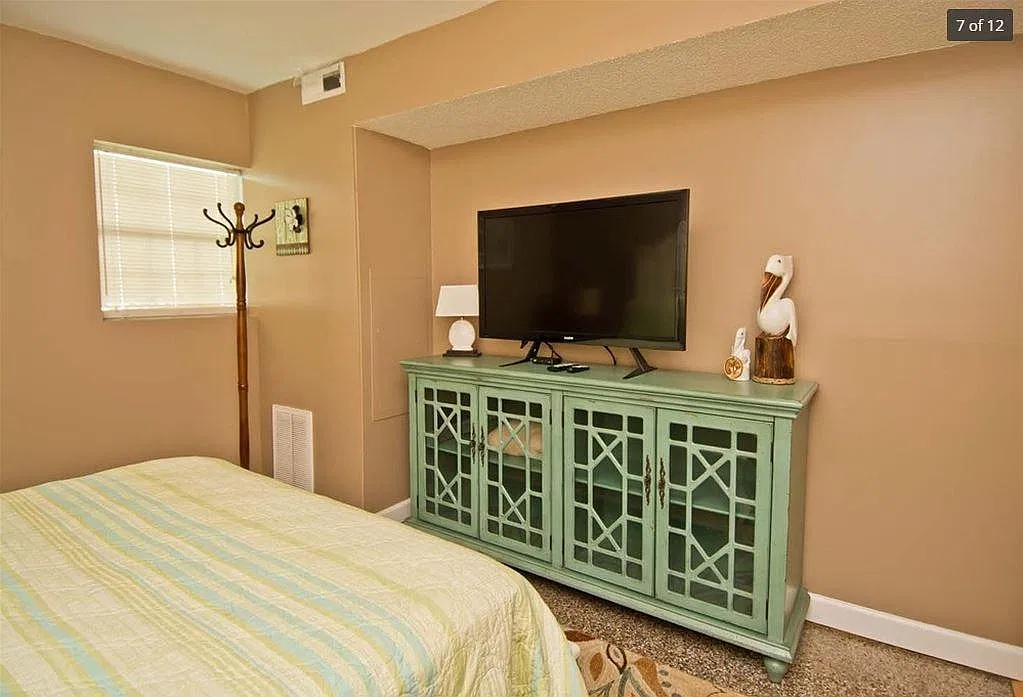 1 bed, 500 sqft, $1,300 — Photo 3