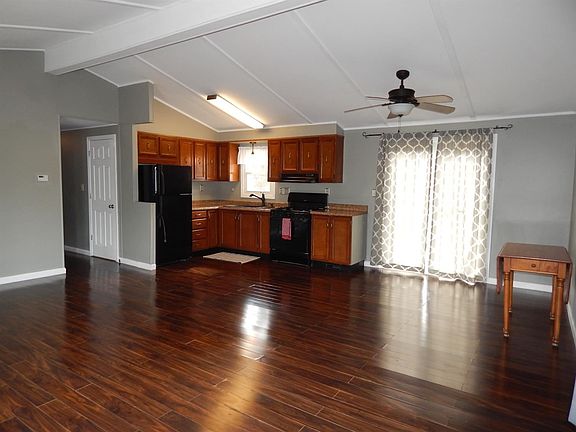 4th image of 34 S Belmont Cir