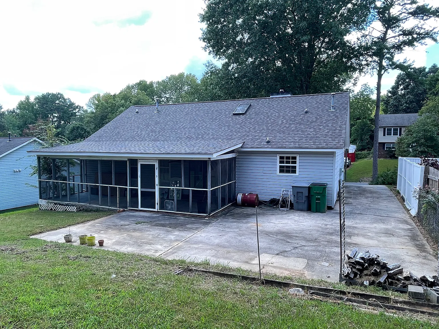 3 bed, 1130 sqft, $1,800 — Photo 4