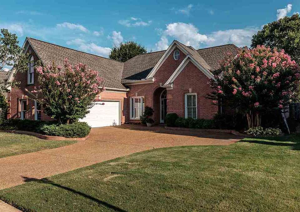 1st image of 1709 Von Hall Dr