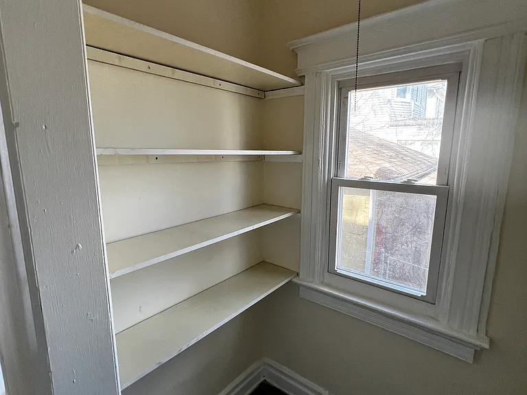 64 Eaton Pl #2 — Photo 34