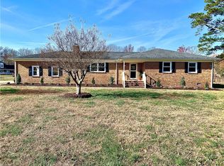 1324 Blackwater Rd, Chesapeake, VA 23322