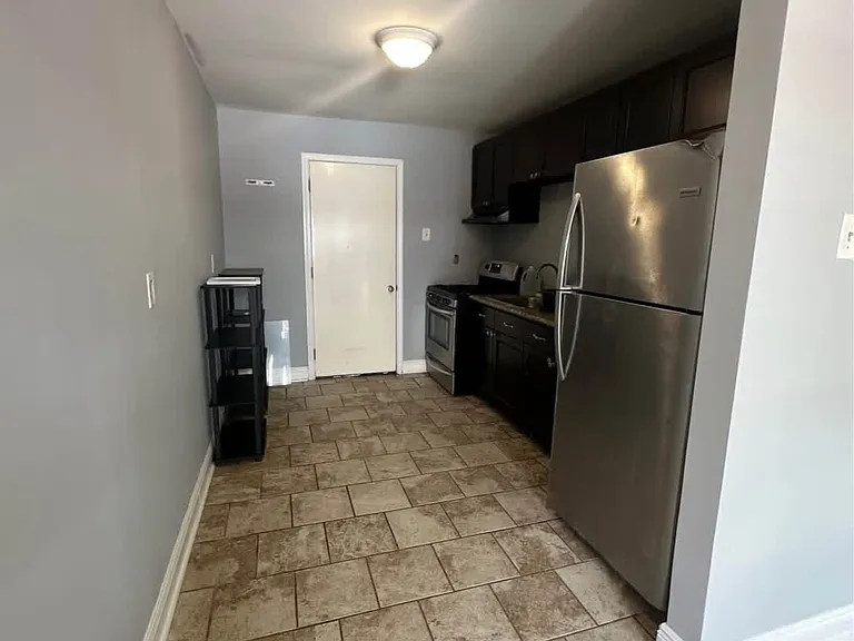 2523 Saint Ann St #C — Photo 12