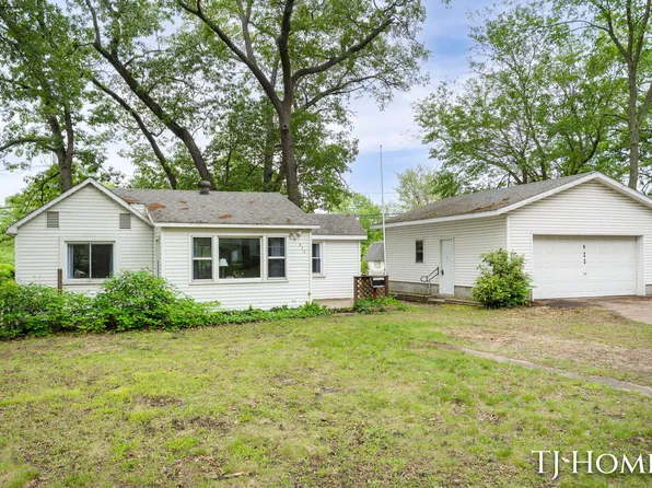 423 Collins Ave, Muskegon Heights, MI 49444