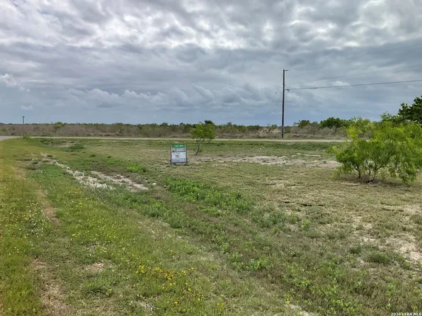 143 Pompano LOT 143,1, Rockport, TX 78382