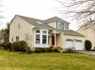 12 Brady Rd, Shrewsbury, NJ 07702