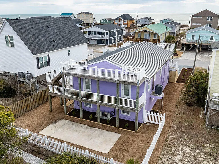 1207 N Topsail Dr — Photo 14