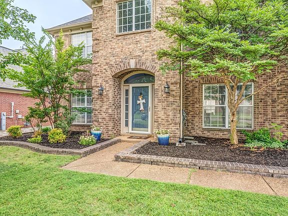 2nd image of 10224 Mays Glade Dr