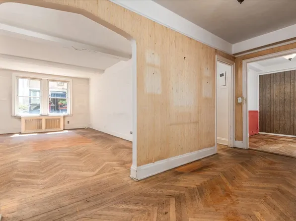 12 West 96th Street image 9 of 17