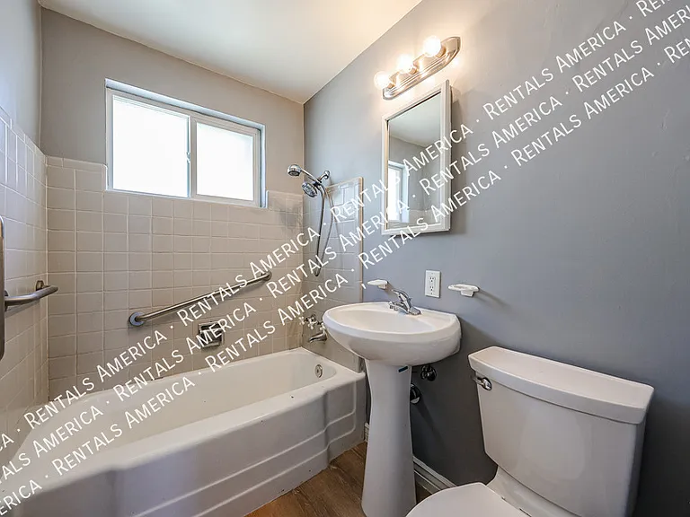 404 W Mission Ln — Photo 15