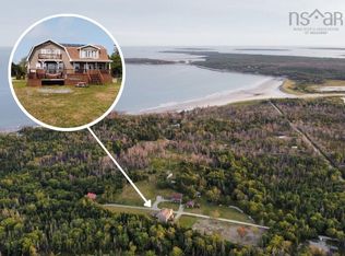 47 Paces Ln, Shelburne, NS B0T1W0