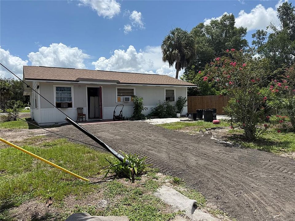 1st image of 401 CITRUS AVENUE