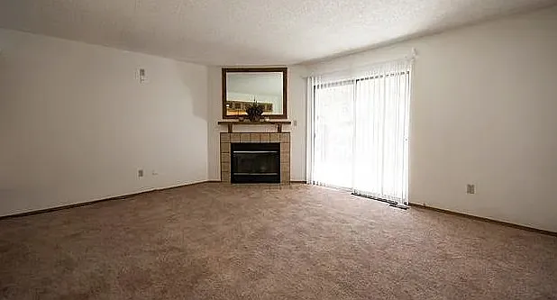 4273 Hunting Meadows Cir #2 — Photo 5