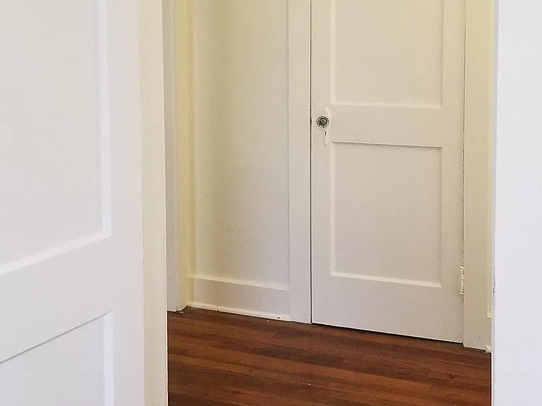 318 Glenmore Ave — Photo 11