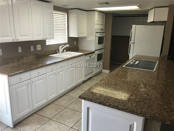 5th image of 5030 Harrison Dr