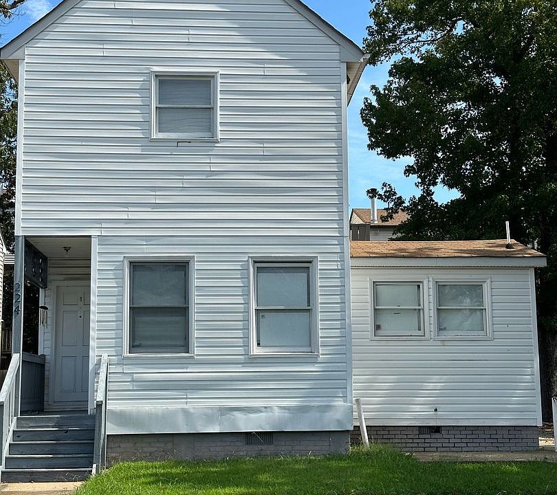 1st image of 224 W Balview Ave APT 4