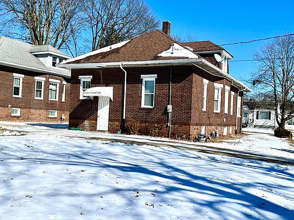3rd image of 1800 Peoria St