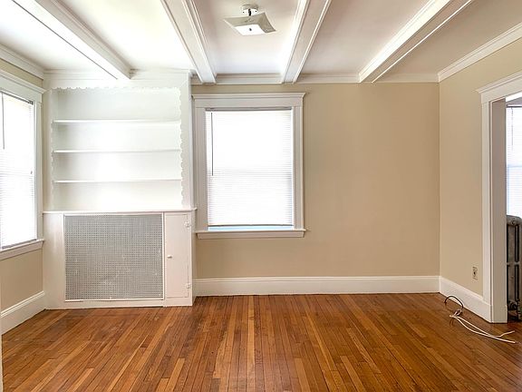 5th image of 256 Blue Hills Pkwy #1
