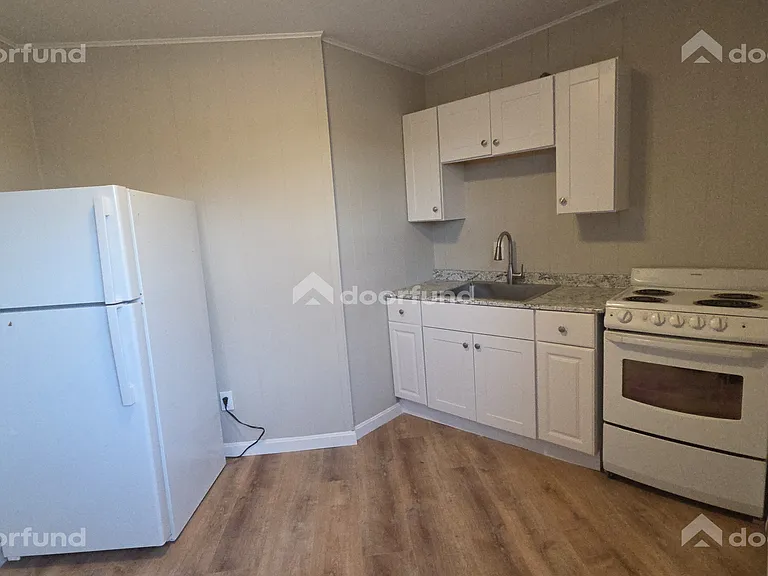 318 Central St #8 — Photo 17