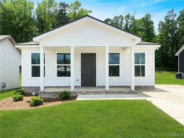 5973 73rd Pl E, Cottondale, AL 35453