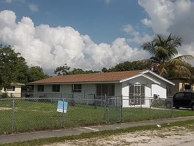 2nd image of 14020 NE 16th Ct