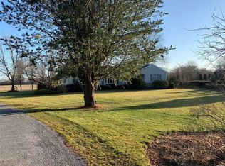 1159 W Main St, Riverhead, NY 11901