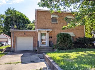 1124 29th St, Rockford, IL 61108