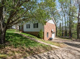 213 Luther Ct, Dickson, TN 37055