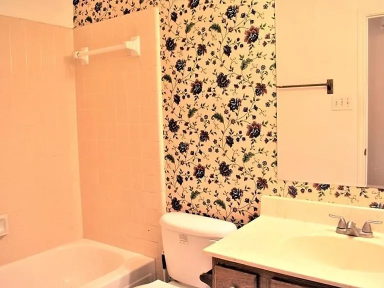 2332 Chestnut Way — Photo 13