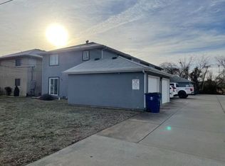 430 E Arrowhead St #A-D, Springfield, MO 65807