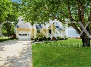 114 Court Dr, Easley, SC 29642