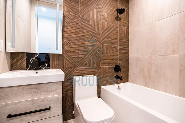 Rented by null | media 6