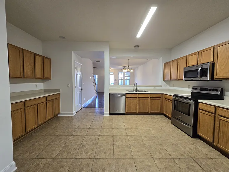 3145 Rapid Falls Rd — Photo 4