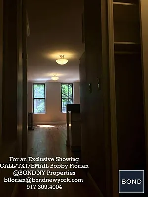 Rented by Bond New York | media 26