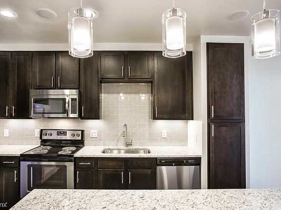 www.theaptlocator.com - (817) 614-2004