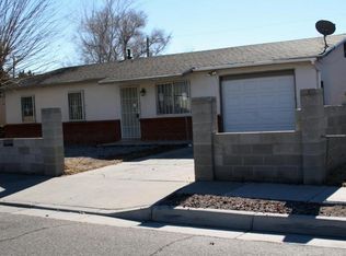 1604 Towner Ave NW, Albuquerque, NM 87104