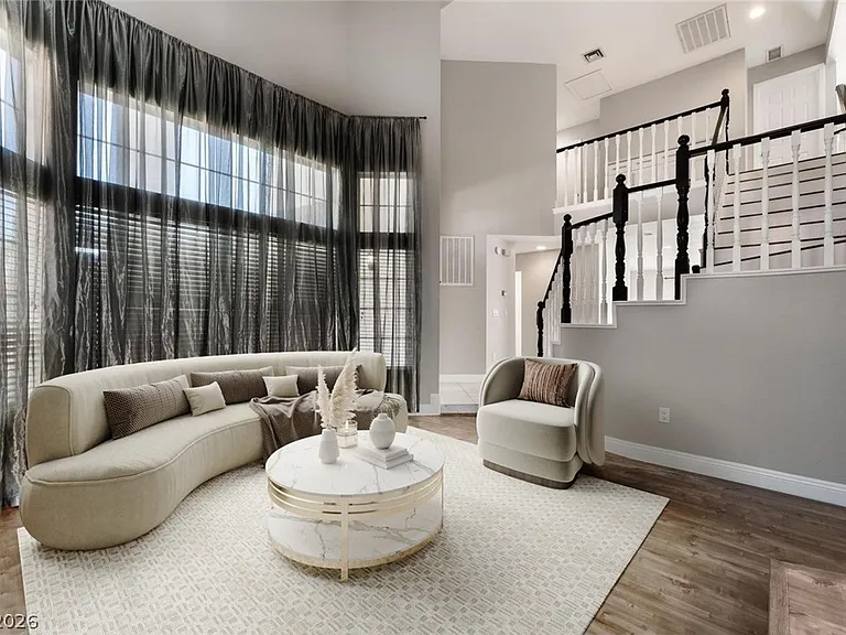 8429 Honeywood Cir — Photo 38