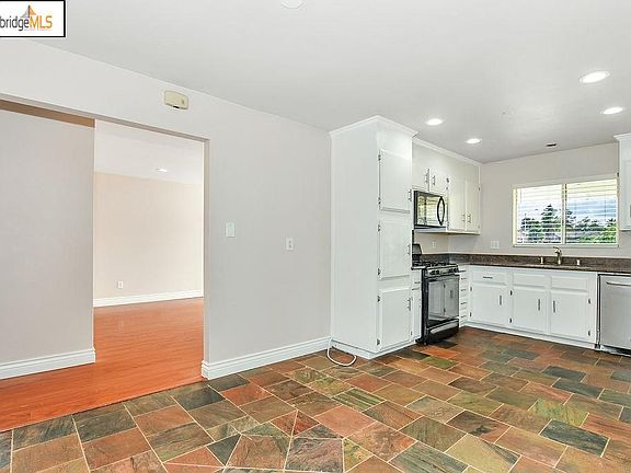5th image of 1300 Saint Frances Dr