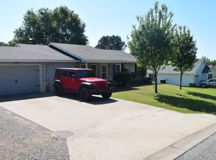 1320 Northwoods Dr, Alma, AR 72921